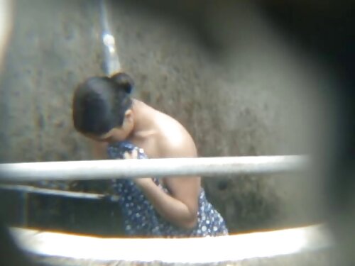 คู่หมั้นพยายามที่จะไ ...