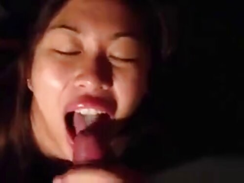 หลั่งและปัสสาวะบนใบห ...